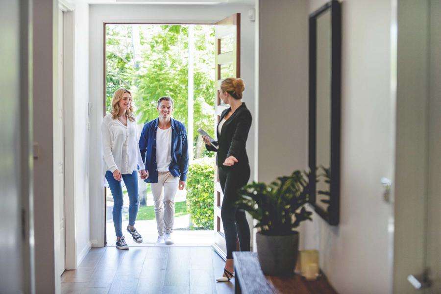 10 Tips for Starting Your New Career as a Real Estate Agent