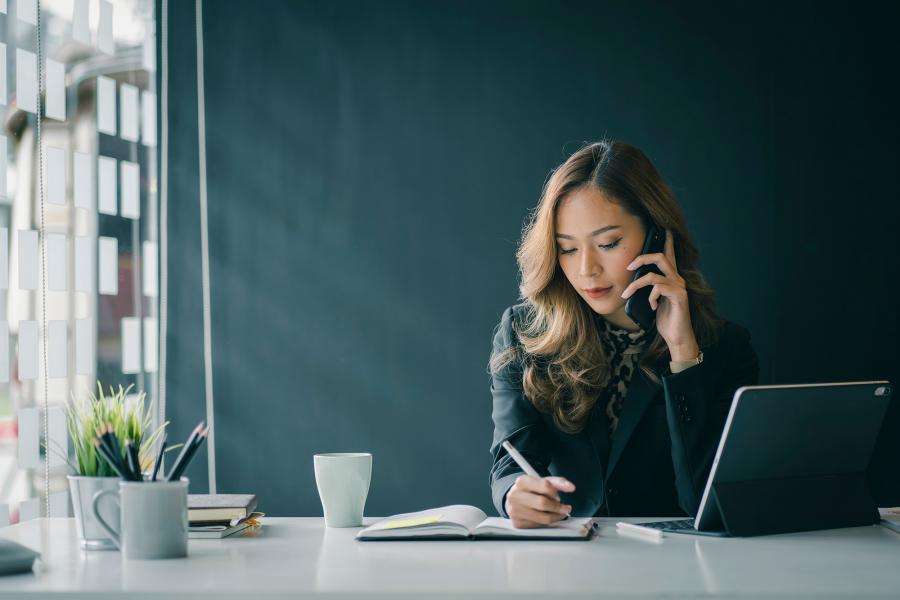 Mortgage Loan Processor vs. Mortgage Loan Officer | Understanding the Differences 
