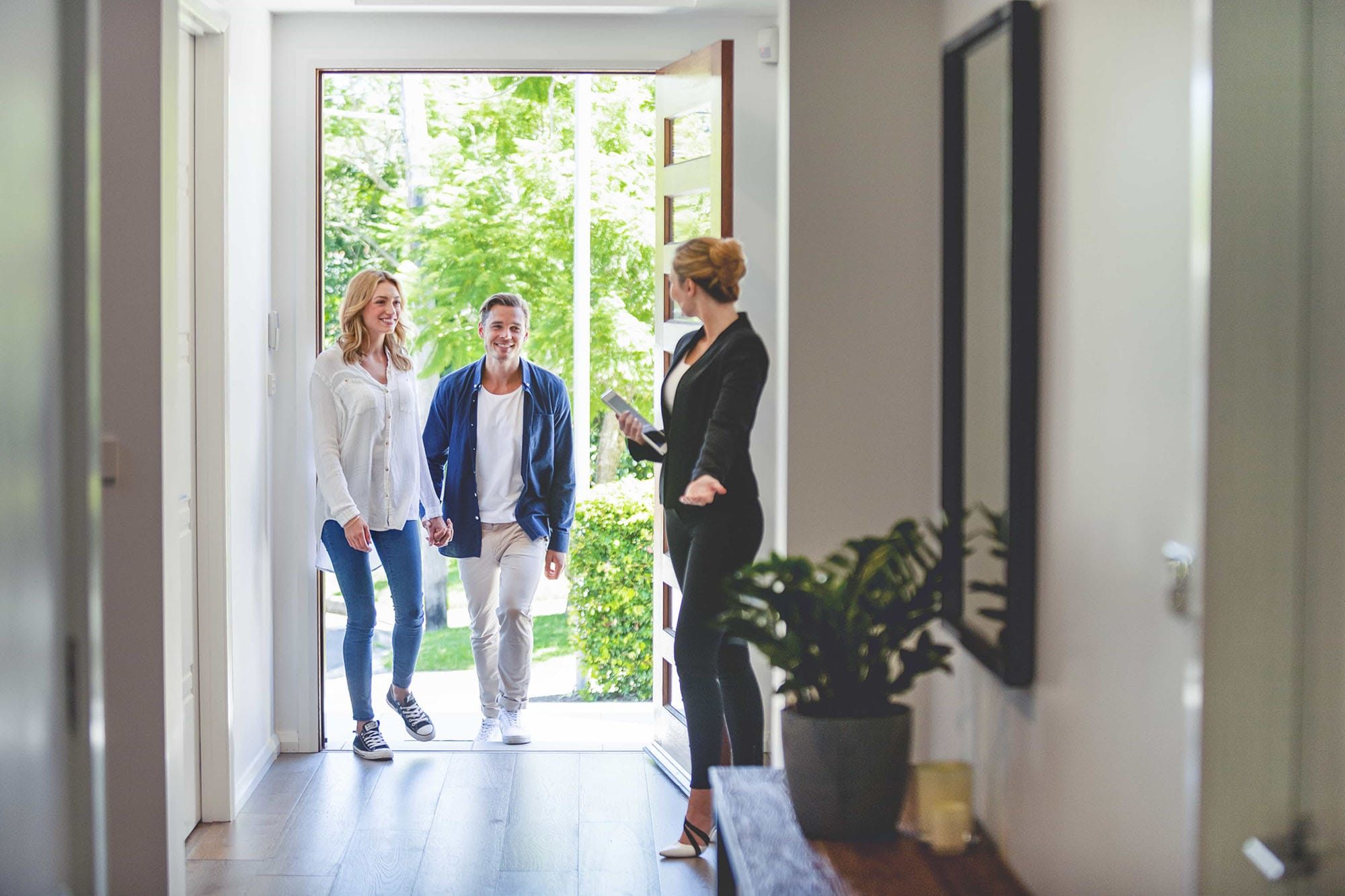 10 Tips for Starting Your New Career as a Real Estate Agent
