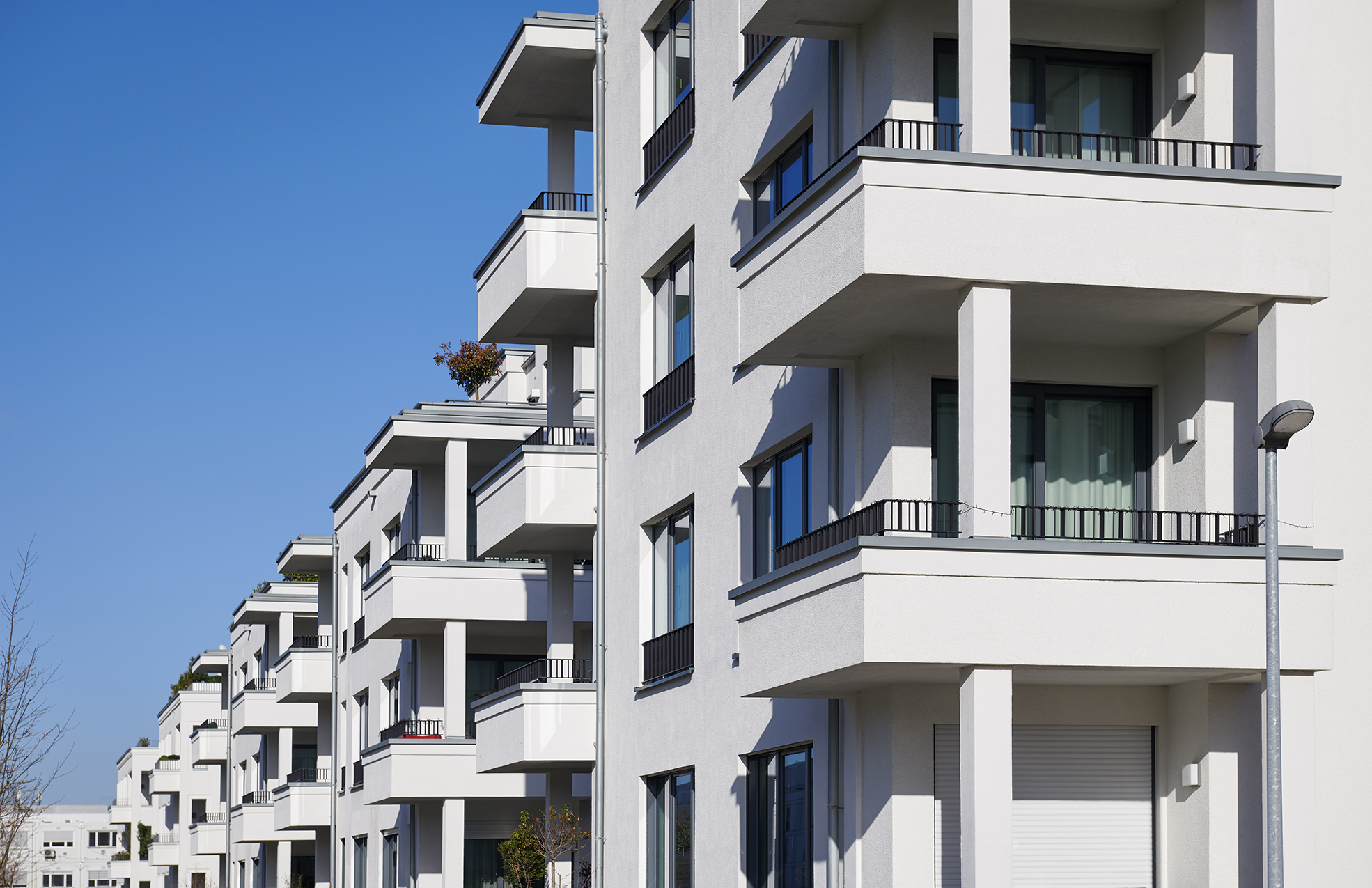 Foreign Investment in U.S. Residential Real Estate Plummets