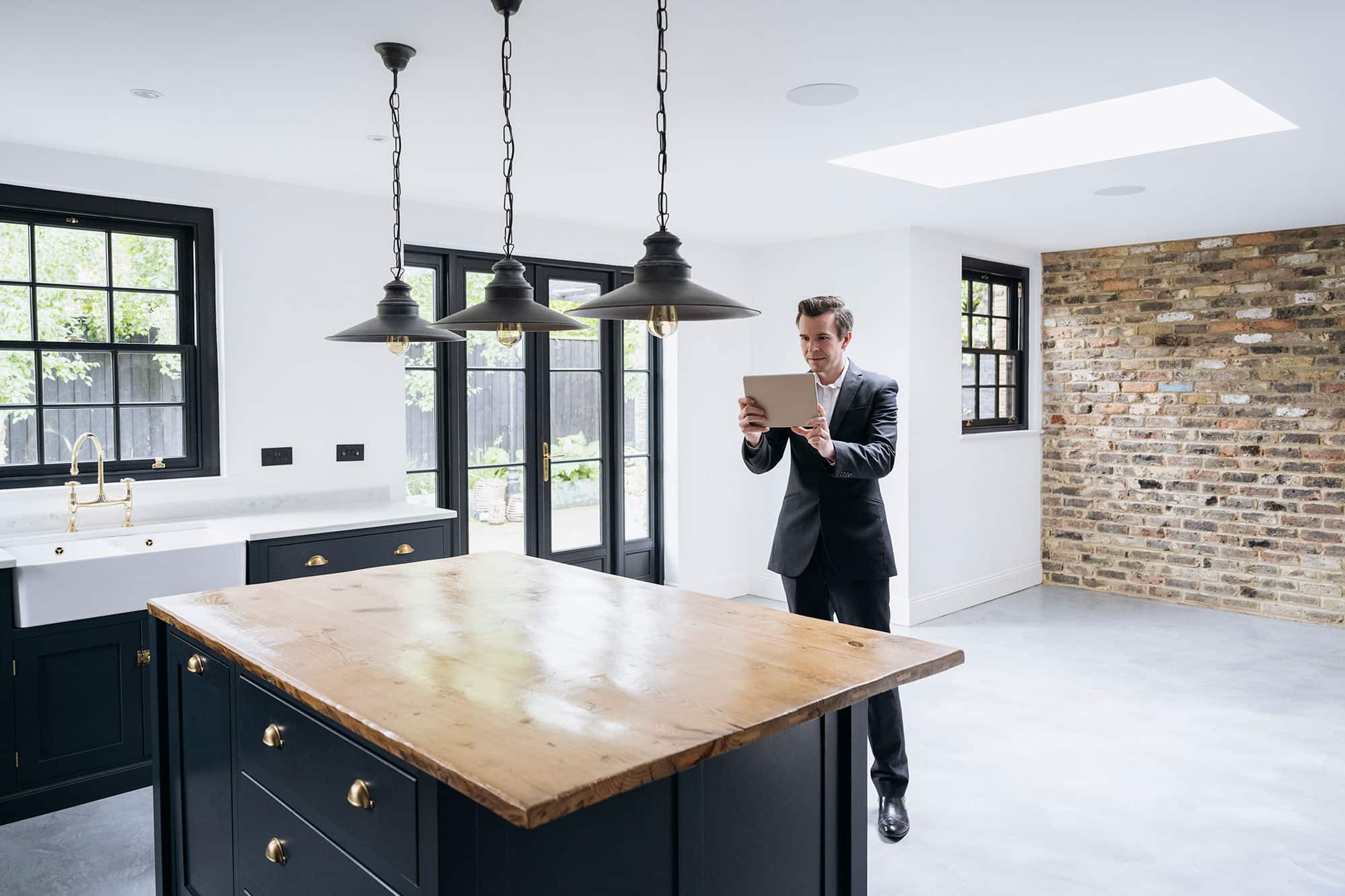 The Hidden Truth About Becoming a Real Estate Agent