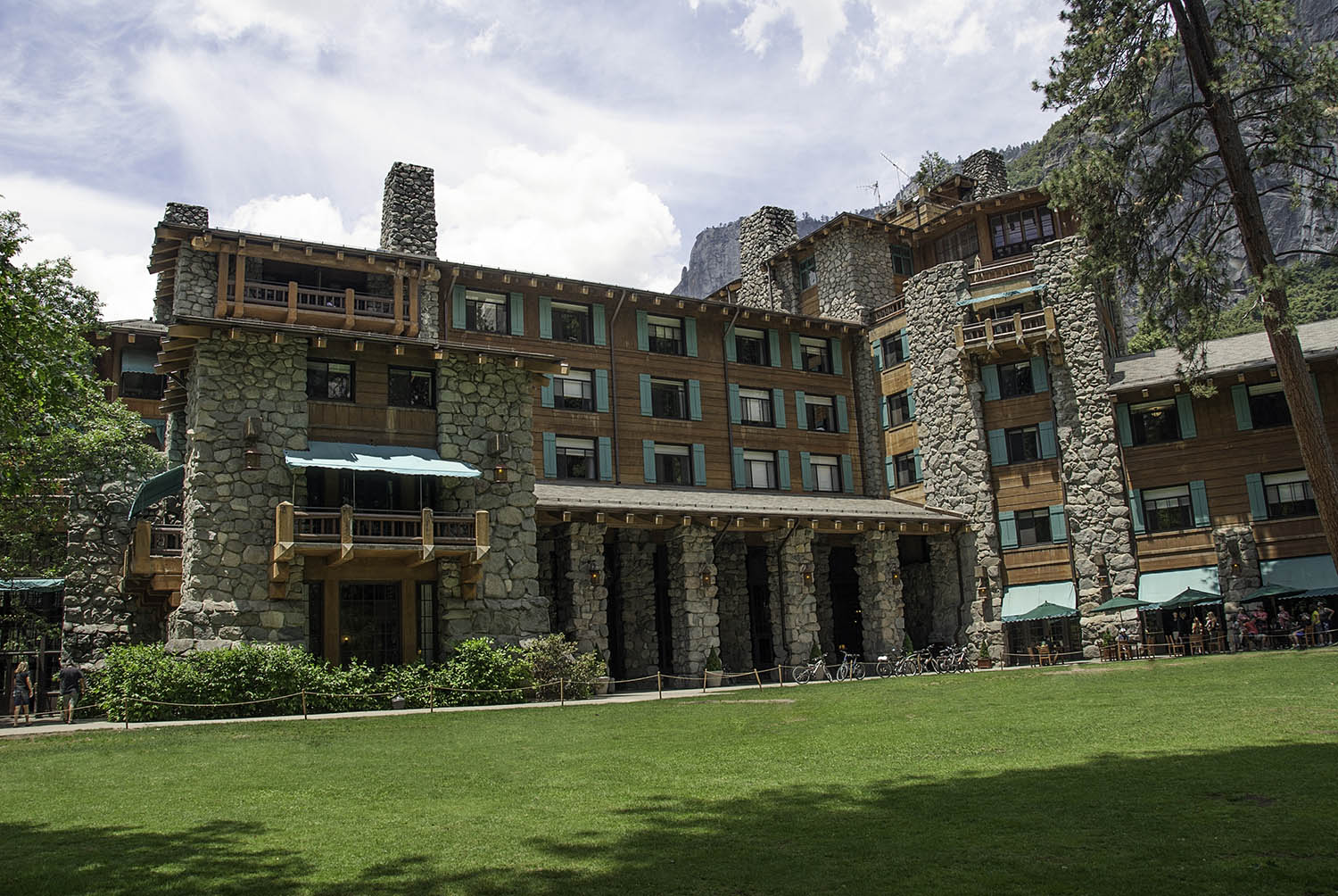 Ahwahnee Hotel