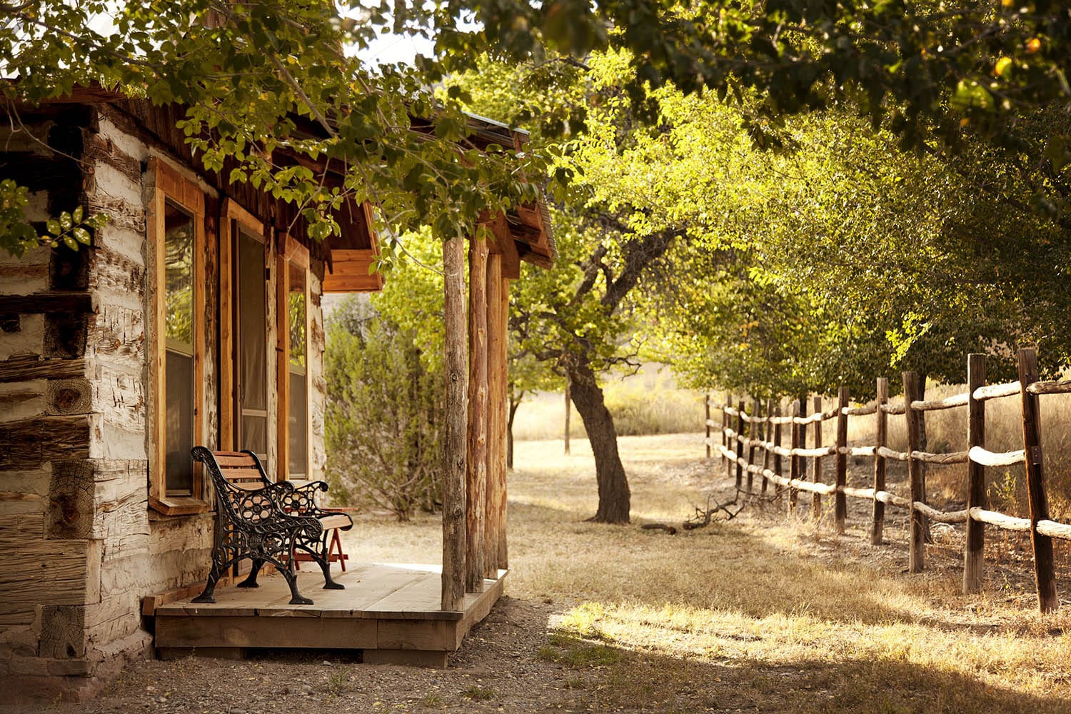Selling and buying land in New Mexico