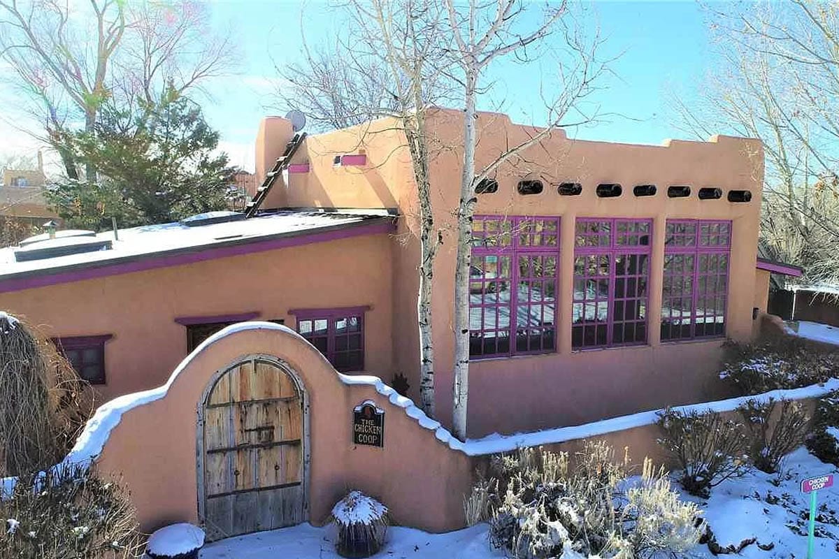112-114 Padre Martinez Ln., Taos, NM