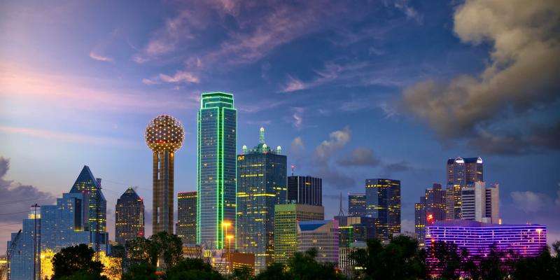 Retired Dallas Cowboys prove it’s never too late to make a career change into real estate.