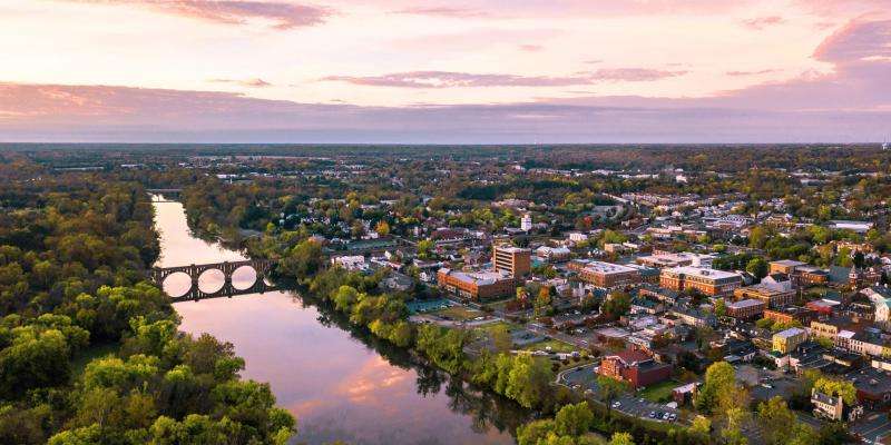 Looking to relocate a young family or couple in the D.C. Metro Area? Check out Fredericksburg, VA.