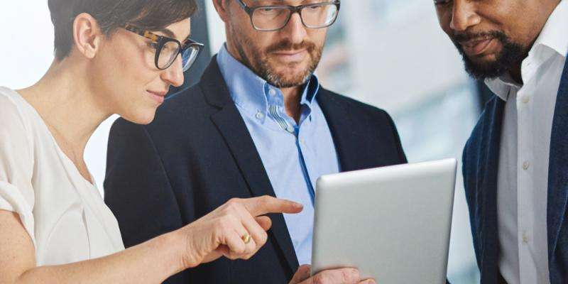 10 Game-Changing Reasons to Use a Next-Gen CRM