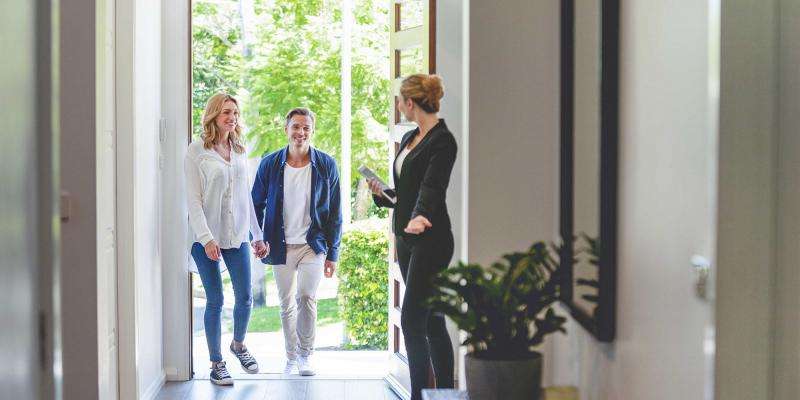 10 Tips for Starting Your New Career as a Real Estate Agent