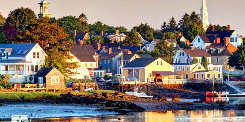 Welcome to New Hampshire: A Brief Introduction to the Granite State