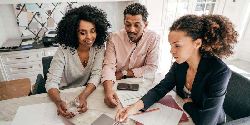5 Skills Successful Real Estate Agents Need