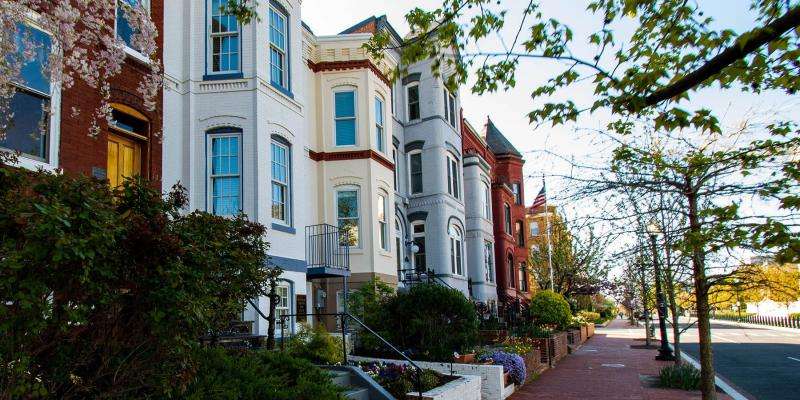 How Redlining Originated in Chicago &amp; How Agents Can Stop It