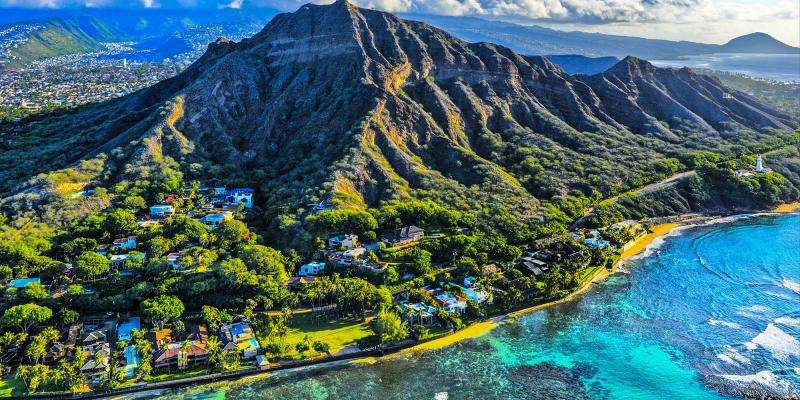 Hawaii’s 5 Most Luxurious Vacation Home Listings