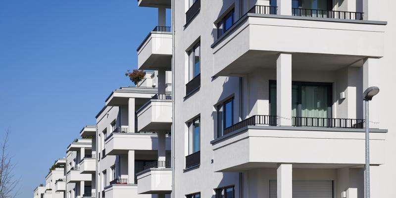 Foreign Investment in U.S. Residential Real Estate Plummets
