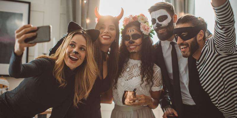 6 Stylish Halloween Costumes for Real Estate Agents